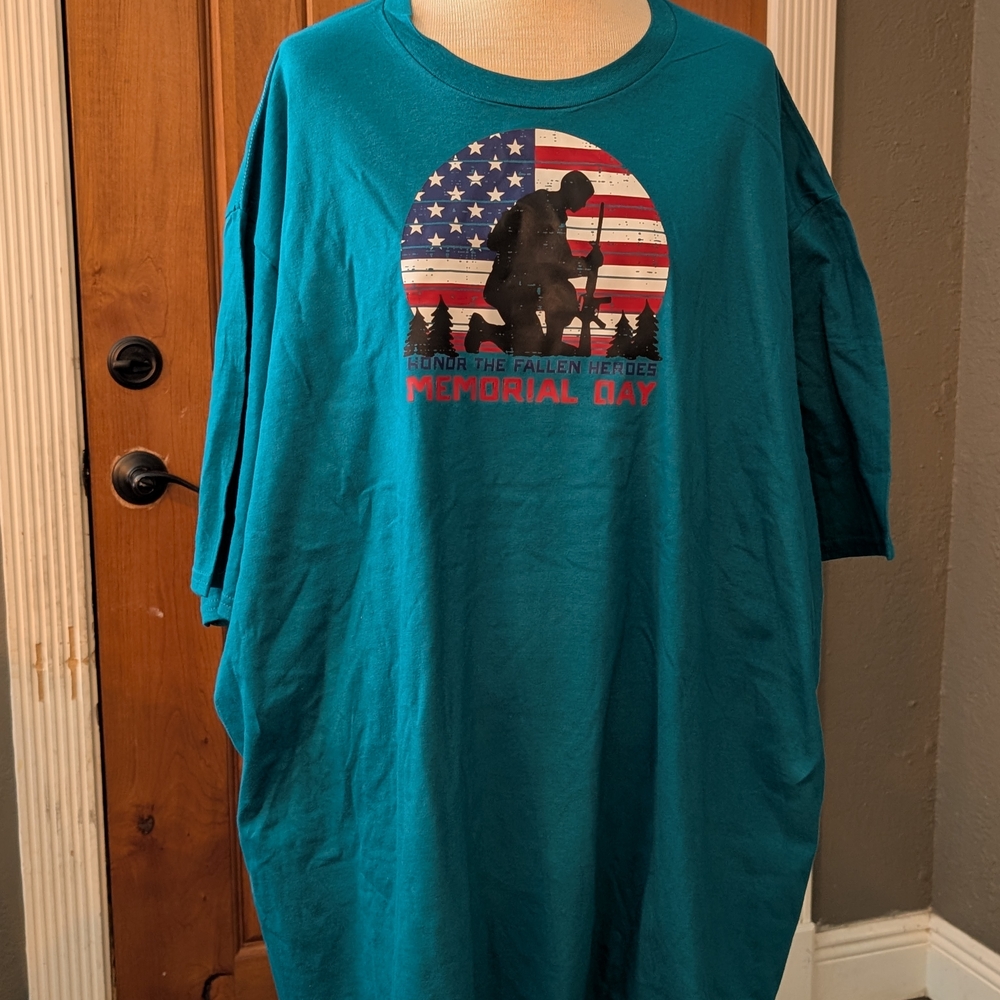 Teal Memorial Day Graphic T-Shirt